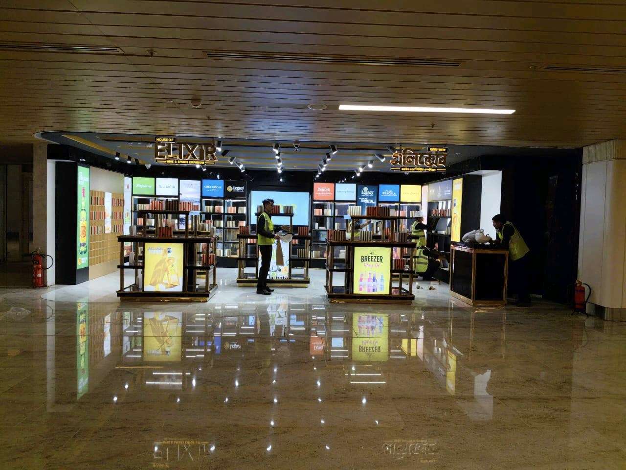 Shopping Mall Concourse Fit-Out — Commercial project by AV Engineering & Interiors